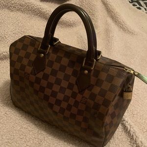 Louis Vuitton Speedy